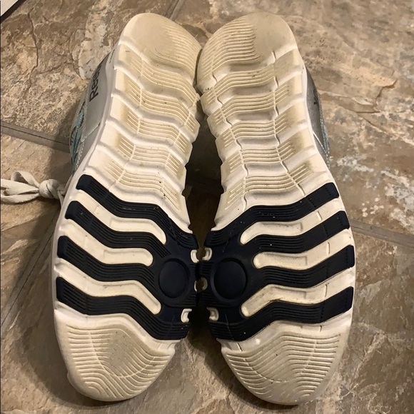 Training shoes - Picture 5 of 7